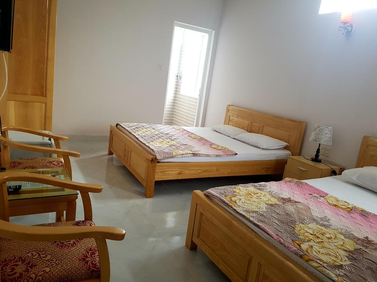 Bac Huong Hotel Kon Tum Екстер'єр фото