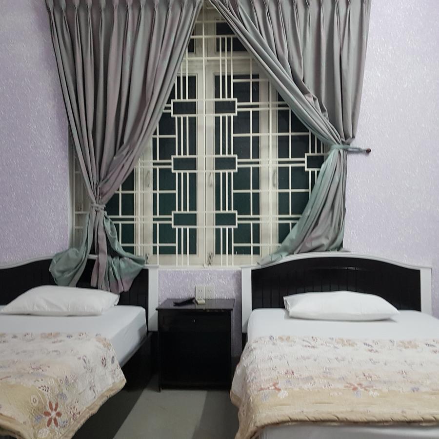 Bac Huong Hotel Kon Tum Екстер'єр фото